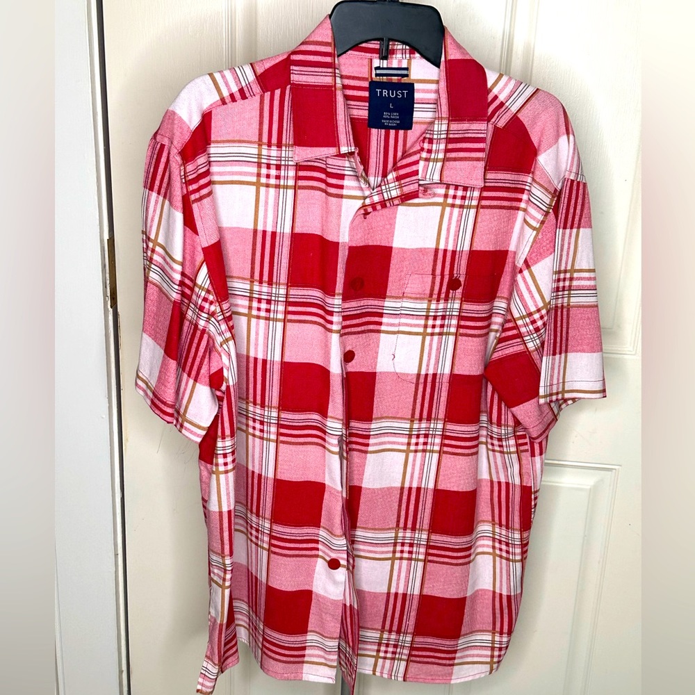 Trust brand. SS Shirt. Size large. excellent condition